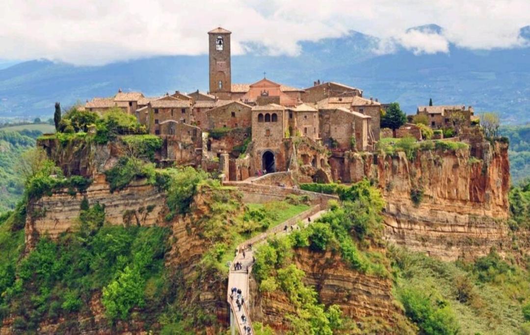 Juliet Holiday House Villa Castiglione In Teverina ภายนอก รูปภาพ